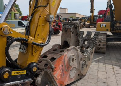 Aufpanzerung eines Abbruchwerkzeugs